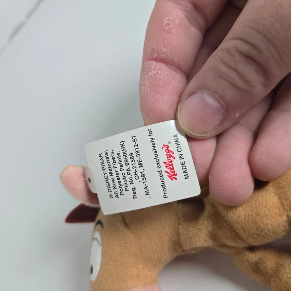 Walt Disney World Kelloggs Bullseye Mini Bean Bag Plush 3.5